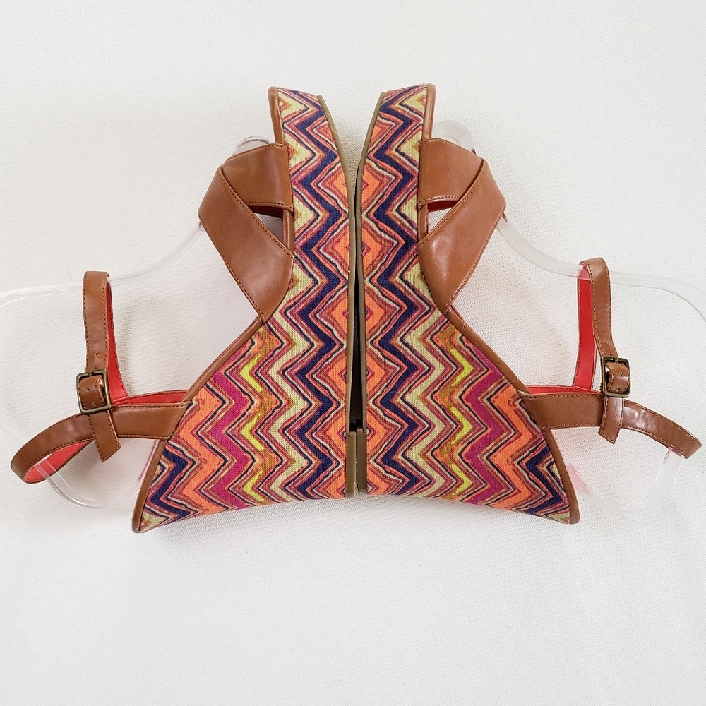 Aztec Tribal Southwest Chevron Print Wedge Platform Sandals AE 10 Coral Tan Boho